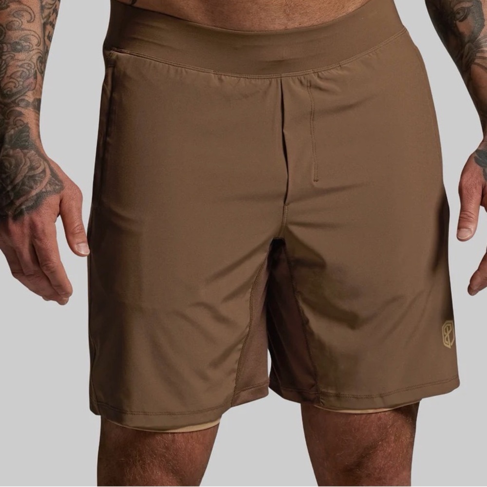 Born Primitive Versatile short with compression 9”